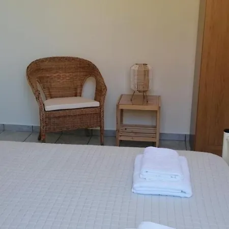 Hotel Oleander, 100m From The Center And The Sea